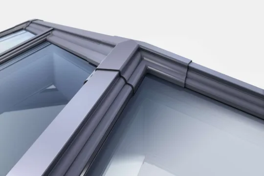 This image shows the seamless join design of the Korniche Roof Lantern, featuring ultra-slim aluminium frames. It highlights the product’s precision engineering and supports the page content on its superior aesthetic and functional qualities.